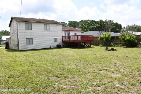 1682 Glencove Avenue NW Palm Bay FL 32907