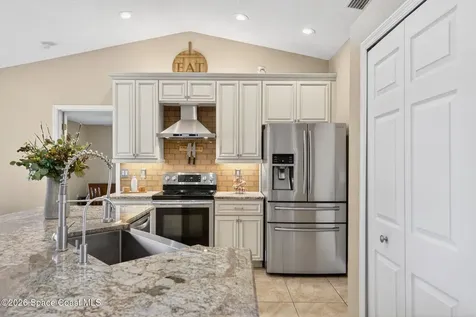 1467 Higbee Street SE Palm Bay FL 32909