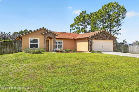 1467 Higbee Street SE Palm Bay FL 32909