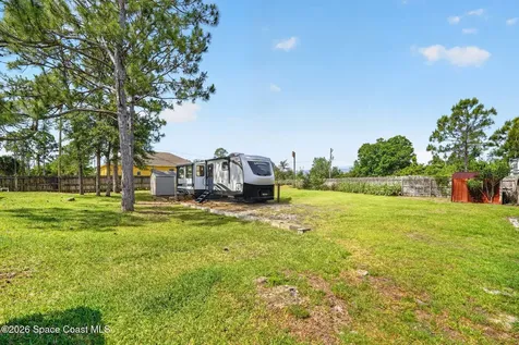 1467 Higbee Street SE Palm Bay FL 32909
