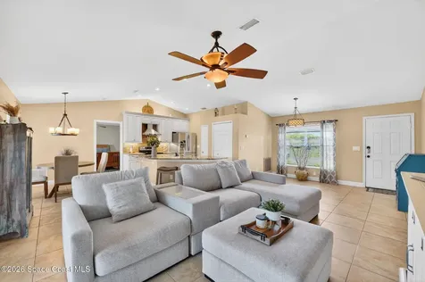 1467 Higbee Street SE Palm Bay FL 32909
