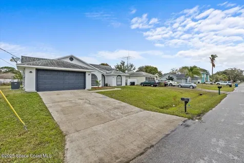 1051 Flower Street NW Palm Bay FL 32907