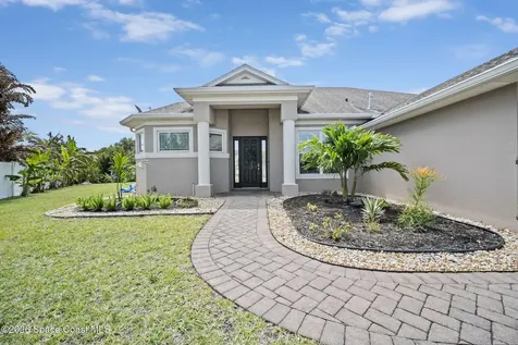 4609 Capri Lane Melbourne FL 32935