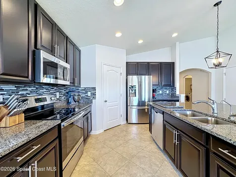 12033 Grand Kempston Drive Gibsonton FL 33534