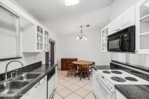 1270 Monument Avenue SE Palm Bay FL 32909