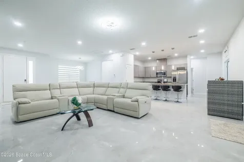 457 Tillman Avenue SW Palm Bay FL 32908