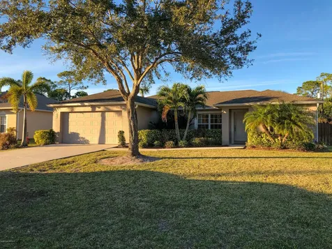 347 Americana Boulevard NE Palm Bay FL 32907