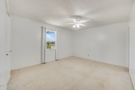 4304 London Town Road Titusville FL 32796