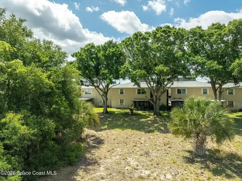 4304 London Town Road Titusville FL 32796