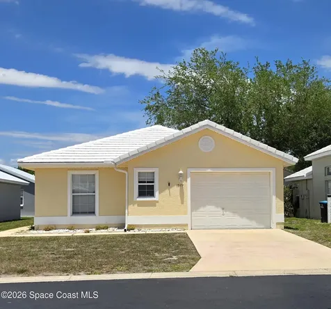 1977 Myrtle Court NE Palm Bay FL 32905