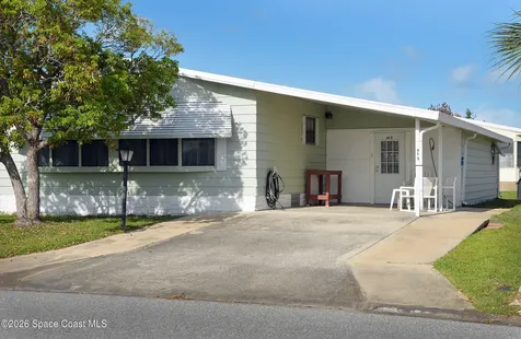 642 Periwinkle Circle Barefoot Bay FL 32976