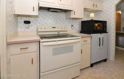 642 Periwinkle Circle Barefoot Bay FL 32976