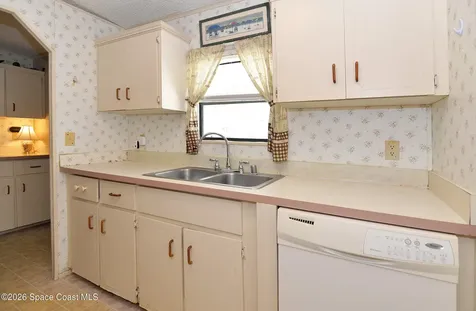 642 Periwinkle Circle Barefoot Bay FL 32976