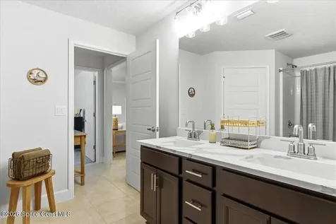 1198 Soleway Avenue NW Palm Bay FL 32907