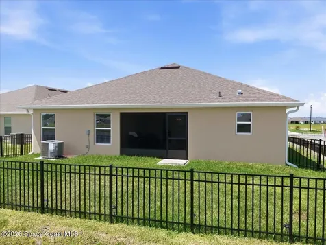 1198 Soleway Avenue NW Palm Bay FL 32907