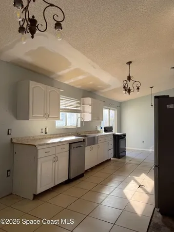 601 Sauders Road SE Palm Bay FL 32909