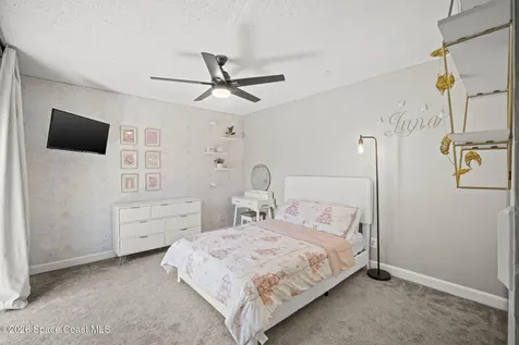 1812 Vista Oaks Circle NE Palm Bay FL 32905