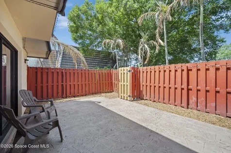 1812 Vista Oaks Circle NE Palm Bay FL 32905