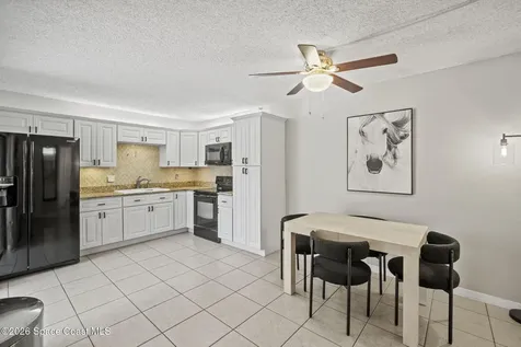 1812 Vista Oaks Circle NE Palm Bay FL 32905