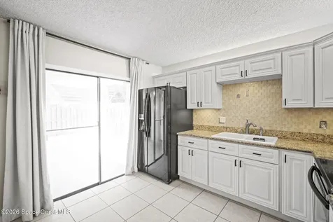 1812 Vista Oaks Circle NE Palm Bay FL 32905