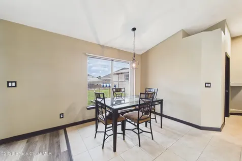 567 Mimosa Street SW Palm Bay FL 32908