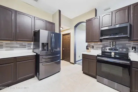 567 Mimosa Street SW Palm Bay FL 32908