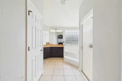 567 Mimosa Street SW Palm Bay FL 32908