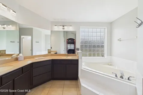 567 Mimosa Street SW Palm Bay FL 32908