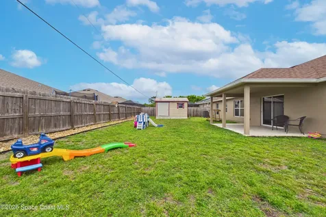 567 Mimosa Street SW Palm Bay FL 32908