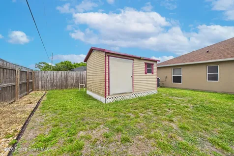567 Mimosa Street SW Palm Bay FL 32908