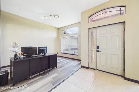 567 Mimosa Street SW Palm Bay FL 32908