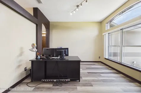 567 Mimosa Street SW Palm Bay FL 32908