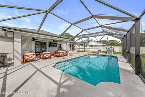 210 Pelican Drive NE Palm Bay FL 32907