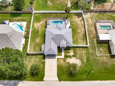 210 Pelican Drive NE Palm Bay FL 32907
