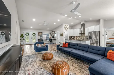 210 Pelican Drive NE Palm Bay FL 32907