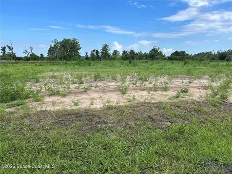 12942 Stillwater Cove Drive Astatula FL 34705