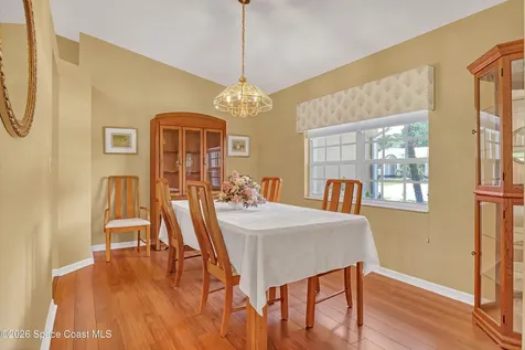 872 Hunters Creek Drive Melbourne FL 32904