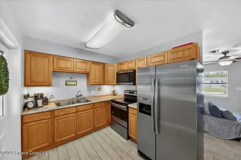 2139 Smathers Circle N Melbourne FL 32935