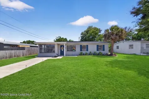 2139 Smathers Circle N Melbourne FL 32935