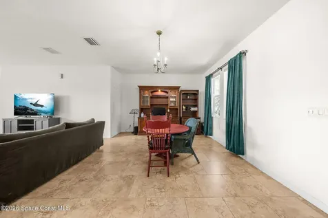 818 Boeing Street NE Palm Bay FL 32907
