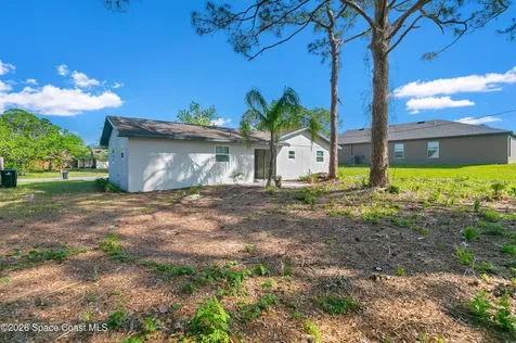 710 Airoso Road SE Palm Bay FL 32909