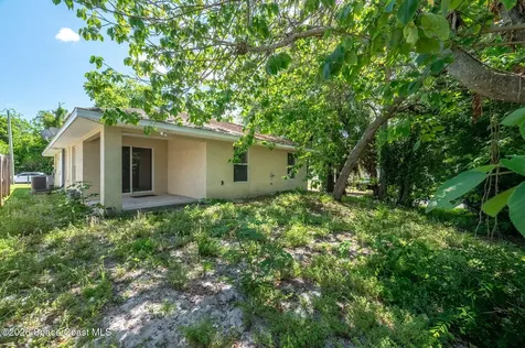 1238 Alcazar Street Daytona Beach FL 32117
