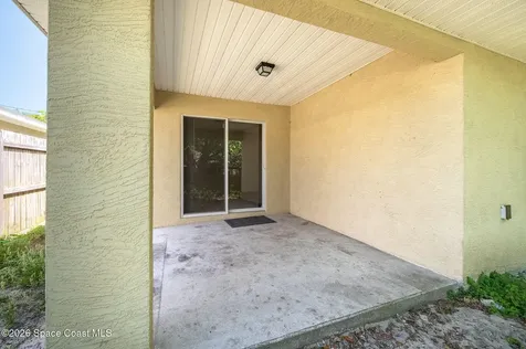 1238 Alcazar Street Daytona Beach FL 32117