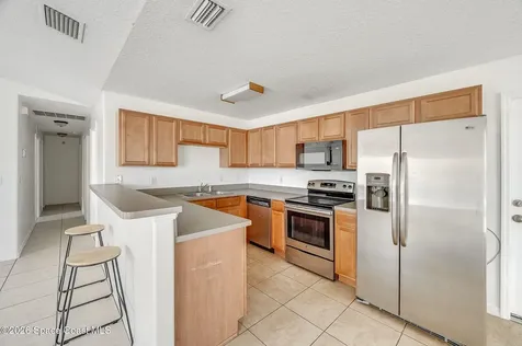 1238 Alcazar Street Daytona Beach FL 32117