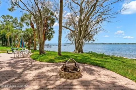 225 S Tropical Trail Merritt Island FL 32952