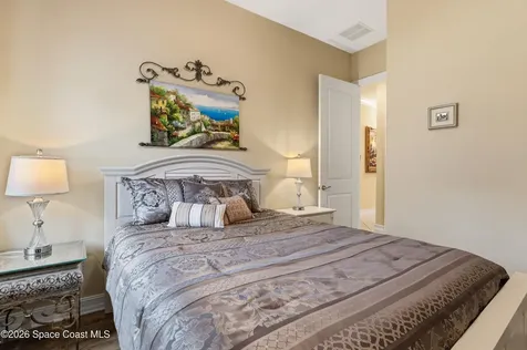 5574 49th Avenue Vero Beach FL 32967
