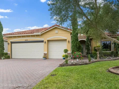 5574 49th Avenue Vero Beach FL 32967