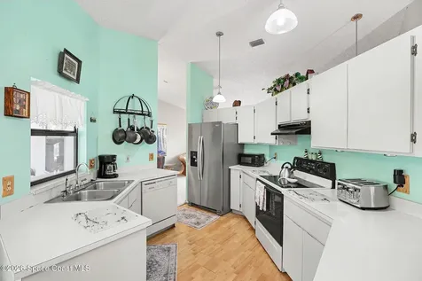 1354 Eldron Boulevard SE Palm Bay FL 32909