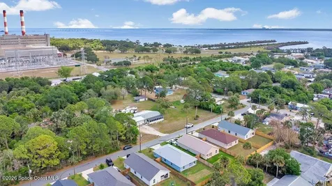 865 Dunbar Street Cocoa FL 32927