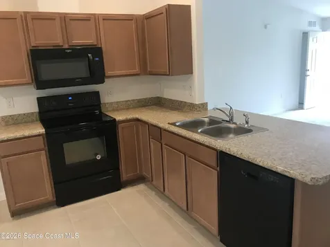 1671 Welland Street SE Palm Bay FL 32909